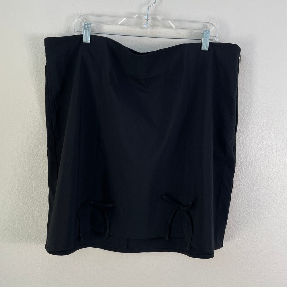 NEW Torrid Womens Plus 20 Mini Bengaline Bow‎ Skirt Side Zip Black